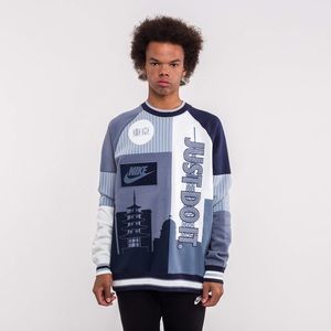 unique NIKE crewneck